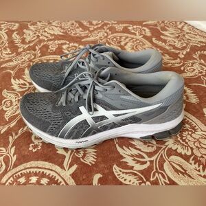 Silver  ASIC women size 12